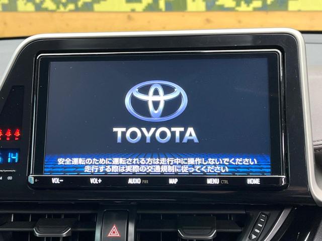 �y�����X�C���`�i�r�z�l�C�̏����i�r�𑕔����Ă���܂��B�i�r�̎g���₷���͂������A�I�[�f�B�I�@�\���[���I�L�����v�◷�s�͂������A�ʋ΂┃�����ȂǕ��i�̃h���C�u���y�����Ȃ�͂���