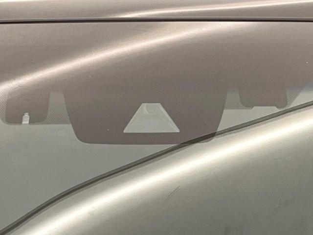 �y�v���N���b�V���Z�[�t�e�B�z�O���̎ԗ��������m���A�Փ˂������Ȏ��͌x��Œ��ӂ𑣂��A�u���[�L�𓥂ޗ͂��T�|�[�g�B�u���[�L�𓥂߂Ȃ������ꍇ�͏Փ˔�Q�y���u���[�L���쓮�A�Փˉ�����T�|�[�g���܂��B