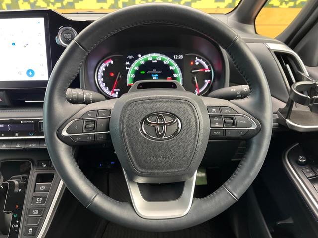 ヴォクシー Ｓ－Ｚ　快適利便ＰＫＧ　全周囲カメラ　純正１０．５型ナビ　トヨタチームメイト　両側電動ドア　セーフティセンス　レーダークルーズ　前中席シートヒーター　電動バックドア　ＣＤ／ＤＶＤデッキ　ＨＤＭＩ　ＥＴＣ（12枚目）