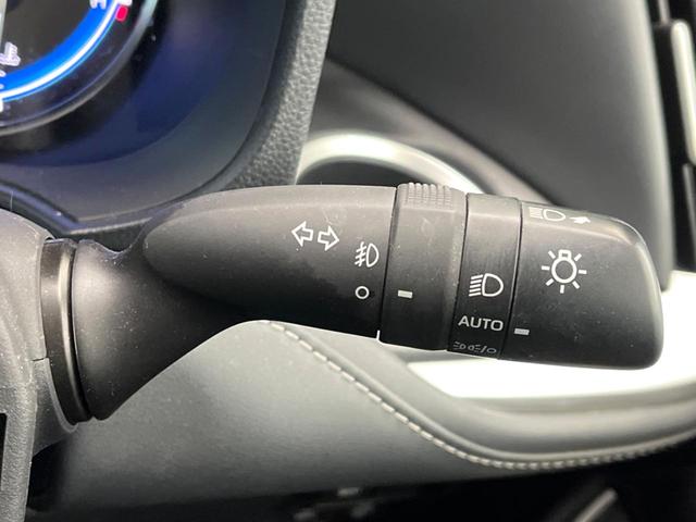 ノア ハイブリッドＳ－Ｚ　モデリスタ　快適利便パッケージ　後席モニター　バックカメラ　１００Ｖ電源　衝突被害軽減システム　レーダークルーズ　禁煙車　電動リアゲート　ハーフレザーシート　ドラレコ　コーナーセンサー　スマートキー（54枚目）