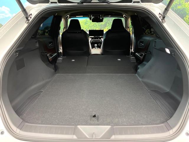 ハリアー Ｇ　モデリスタエアロ　純正１２．３型ナビ　バックカメラ　デジタルインナーミラー　ブラインドスポットモニター　トヨタセーフティセンス　パワーバックドア　ハーフレザーシート　ＬＥＤヘッドライト　レーンキープ（10枚目）