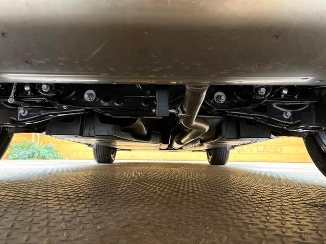 ハリアー Ｇ　モデリスタエアロ　純正１２．３型ナビ　バックカメラ　デジタルインナーミラー　ブラインドスポットモニター　トヨタセーフティセンス　パワーバックドア　ハーフレザーシート　ＬＥＤヘッドライト　レーンキープ（19枚目）