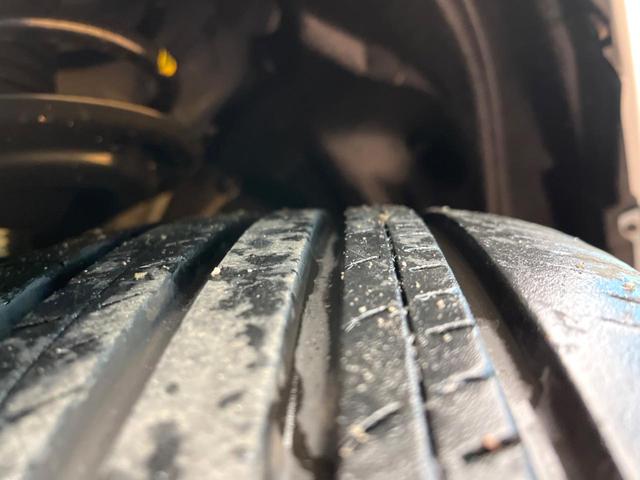 ハリアー Ｇ　モデリスタエアロ　純正１２．３型ナビ　バックカメラ　デジタルインナーミラー　ブラインドスポットモニター　トヨタセーフティセンス　パワーバックドア　ハーフレザーシート　ＬＥＤヘッドライト　レーンキープ（26枚目）