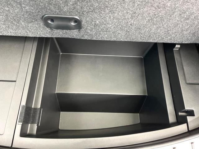 ＮＸ ＮＸ３５０ｈ　Ｆスポーツ　パノラマルーフ　ルーフレール　オレンジキャリパー　純正１４型ナビ　全周囲カメラ　ブラインドスポットモニター　３眼ＬＥＤヘッドライト　シートベンチレーション　パワーバックドア　スポーツ革シート（41枚目）