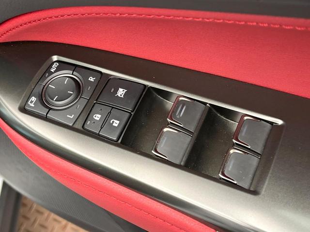 ＮＸ ＮＸ３５０ｈ　Ｆスポーツ　パノラマルーフ　ルーフレール　オレンジキャリパー　純正１４型ナビ　全周囲カメラ　ブラインドスポットモニター　３眼ＬＥＤヘッドライト　シートベンチレーション　パワーバックドア　スポーツ革シート（44枚目）