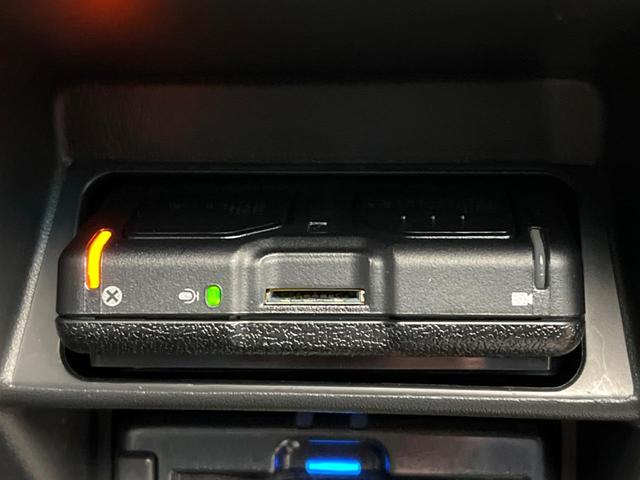 ＣＸ－６０ ＸＤ－ハイブリッド　エクスクルーシブスポーツ　純正１２．３型ナビ　全周囲カメラ　スマートブレーキサポート　レーダークルーズ　パワーバックドア　シートベンチレーション　後席シートヒーター　メモリー機能付パワーシート　黒革シート　ＬＥＤヘッドライト（50枚目）