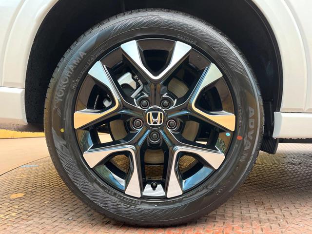 �y�O���[�h��p�����P�W�C���`�A���~�z�C�[���z�f�U�C�����̍��������A���~�z�C�[���𑕒����Ă���܂��B�e��ЊO�A���~�z�C�[����A�X�^�b�h���X�^�C�����戵�����Ă���܂��B���񂲑��k����������