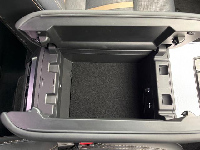 ＣＸ－６０ ２５Ｓ　エクスクルーシブモード　１２．３インチマツダコネクトナビ　全周囲カメラ　ＢＯＳＥサウンドシステム　禁煙車　ブラインドスポットモニター　メモリー機能付きパワーシート　全席シートヒーター　フルセグ　Ｂｌｕｅｔｏｏｔｈ　ＥＴＣ（61枚目）