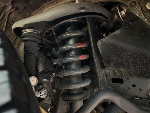 ランドクルーザープラド ＴＸ　Ｌパッケージ　マットブラックエディション　サンルーフ　７人乗り　純正９インチディスプレイオーディオ　全周囲カメラ　ブラインドスポットモニター　シートベンチレーション　ベージュ革シート　ＬＥＤヘッドライト　純正１８インチアルミホイール　ＥＴＣ（24枚目）