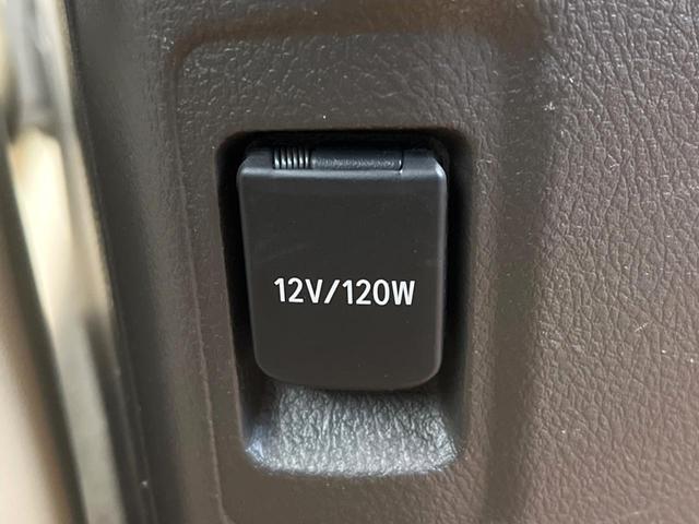 ランドクルーザープラド ＴＸ　Ｌパッケージ　マットブラックエディション　サンルーフ　７人乗り　純正９インチディスプレイオーディオ　全周囲カメラ　ブラインドスポットモニター　シートベンチレーション　ベージュ革シート　ＬＥＤヘッドライト　純正１８インチアルミホイール　ＥＴＣ（42枚目）