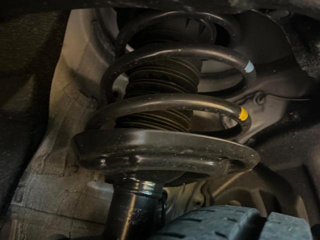 ハリアーハイブリッド Ｚ　ＪＢＬサウンド　純正１２．３型ナビ　バックカメラ　デジタルインナーミラー　トヨタセーフティセンス　ハンズフリーパワーバックドア　ＬＥＤヘッドライト　ハーフレザーシート　オートマチックハイビーム（20枚目）