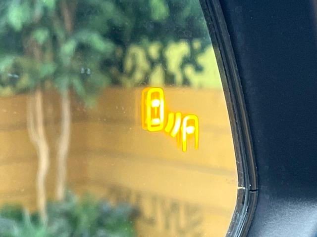 �y�u���C���h�X�|�b�g���j�^�[�z���s���A�h�A�~���[�̎��p�ɂȂ�₷���ӏ��Ɍ㑱�Ԃ��ڋ߂���ƃT�C�h�~���[�̃����Y�Ɍx����\���I�h���C�o�[�ɒ��ӊ��N�����Ă���܂��B