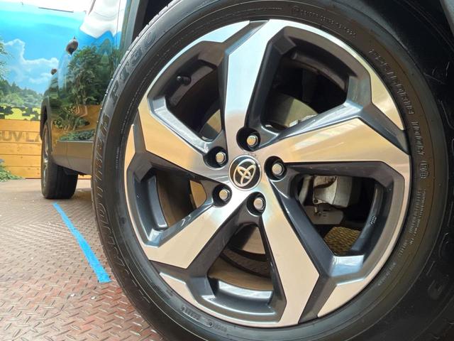 �y�����P�W�C���`�A���~�z�C�[���z�O�ςɃ}�b�`���������A���~�z�C�[���𑕒����Ă���܂��B�e��ЊO�A���~�z�C�[����A�X�^�b�h���X�^�C�����戵�����Ă���܂��B���񂲑��k����������