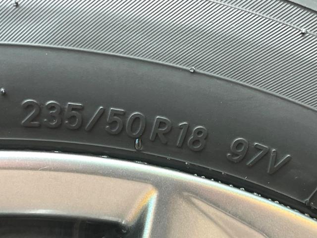 アルファード ２．５Ｓ　タイプゴールドＩＩＩ　ツインムーンルーフ　フリップダウンモニター　ＢＩＧ－Ｘ１１インチナビ　デジタルインナーミラー　ブラインドスポットモニター　禁煙車　トヨタセーフティセンス　両側電動ドア　ＬＥＤヘッドライト（24枚目）