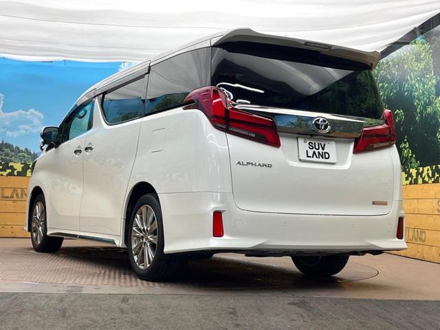 アルファード ２．５Ｓ　タイプゴールドＩＩＩ　ツインムーンルーフ　フリップダウンモニター　ＢＩＧ－Ｘ１１インチナビ　デジタルインナーミラー　ブラインドスポットモニター　禁煙車　トヨタセーフティセンス　両側電動ドア　ＬＥＤヘッドライト（32枚目）