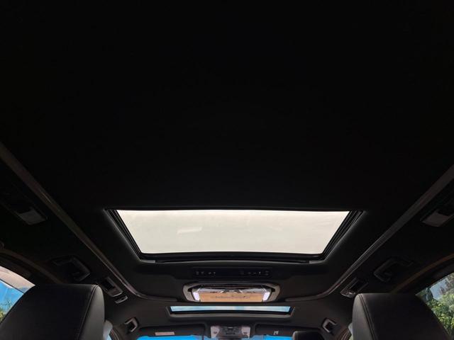 アルファード ２．５Ｓ　タイプゴールドＩＩＩ　ツインムーンルーフ　フリップダウンモニター　ＢＩＧ－Ｘ１１インチナビ　デジタルインナーミラー　ブラインドスポットモニター　禁煙車　トヨタセーフティセンス　両側電動ドア　ＬＥＤヘッドライト（37枚目）