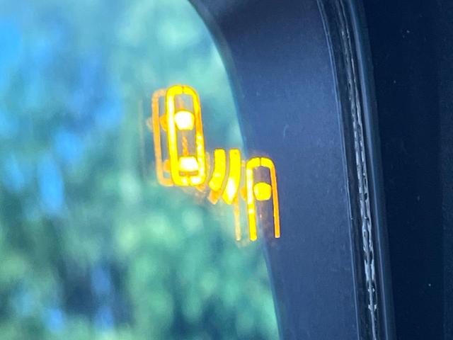 �y�u���C���h�X�|�b�g���j�^�[�z���s���A�h�A�~���[�̎��p�ɂȂ�₷���ӏ��Ɍ㑱�Ԃ��ڋ߂���ƃT�C�h�~���[�̃����Y�Ɍx����\���I�h���C�o�[�ɒ��ӊ��N�����Ă���܂��B