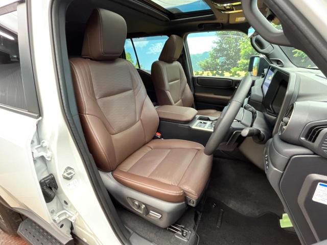 ランドクルーザー250 ZX サンルーフ 12.3インチディスプレイオーディオ 全周囲カメラ トヨタセーフティセンス 禁煙車 レーダークルーズ ブラインドスポットモニター デジタルインナーミラー パワーバックドア シートヒーター(7枚目)