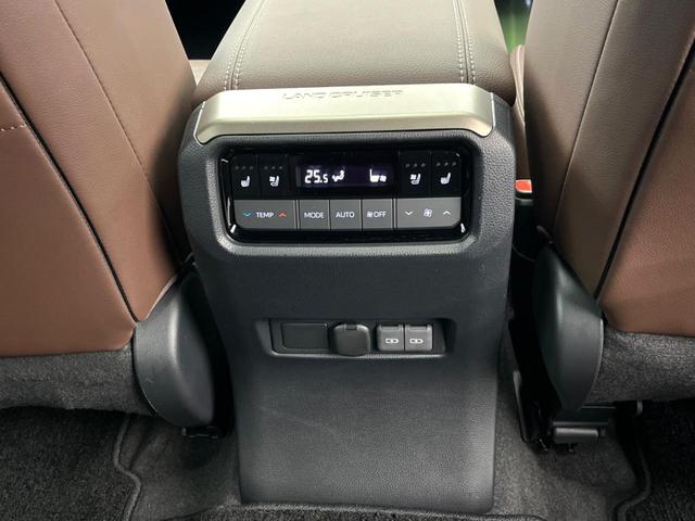 ランドクルーザー250 ZX サンルーフ 12.3インチディスプレイオーディオ 全周囲カメラ トヨタセーフティセンス 禁煙車 レーダークルーズ ブラインドスポットモニター デジタルインナーミラー パワーバックドア シートヒーター(41枚目)