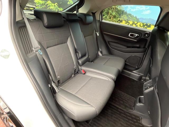 ヴェゼル ｅ：ＨＥＶ　Ｚ　９インチホンダコネクトナビ　全周囲カメラ　ホンダセンシング　ハンズフリーパワーバックドア　アダプティブクルーズコントロール　ブラインドスポットモニター　シートヒーター　ＬＥＤヘッドライト　ドラレコ（9枚目）