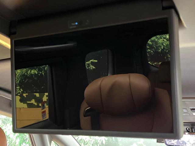 ヴェルファイアハイブリッド Ｚ　プレミア　ガラスルーフ　両側電動ドア　純正１４型ナビ　全周囲カメラ　１００Ｖ電源　デジタルインナーミラー　トヨタセーフティセンス　電動リアゲート　茶革シート　シートベンチレーション　リアシートエアコン（4枚目）