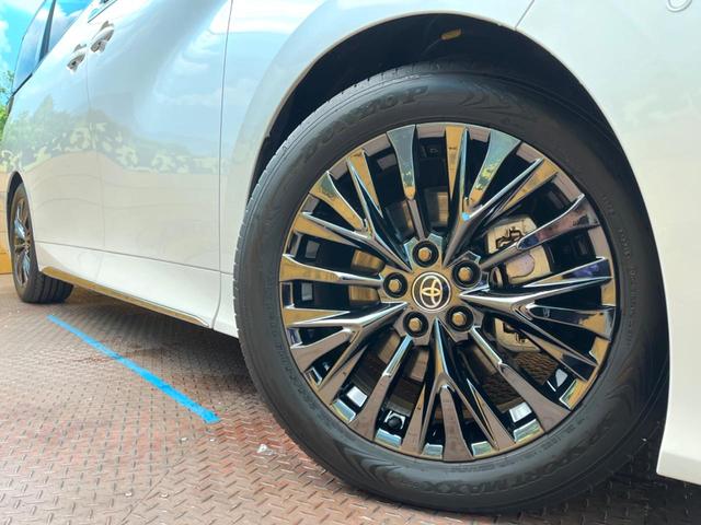 ヴェルファイアハイブリッド Ｚ　プレミア　ガラスルーフ　両側電動ドア　純正１４型ナビ　全周囲カメラ　１００Ｖ電源　デジタルインナーミラー　トヨタセーフティセンス　電動リアゲート　茶革シート　シートベンチレーション　リアシートエアコン（13枚目）