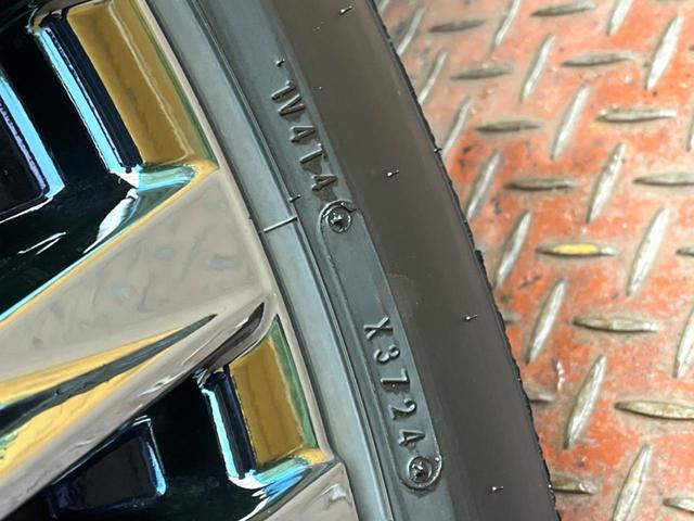 ヴェルファイアハイブリッド Ｚ　プレミア　ガラスルーフ　両側電動ドア　純正１４型ナビ　全周囲カメラ　１００Ｖ電源　デジタルインナーミラー　トヨタセーフティセンス　電動リアゲート　茶革シート　シートベンチレーション　リアシートエアコン（23枚目）