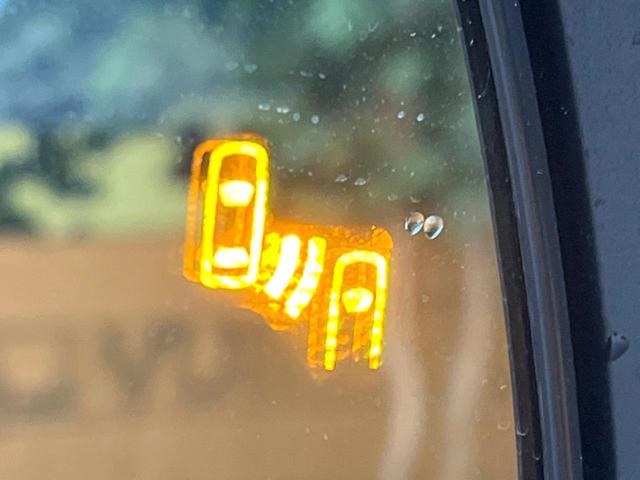 ヴェルファイアハイブリッド Ｚ　プレミア　ガラスルーフ　両側電動ドア　純正１４型ナビ　全周囲カメラ　１００Ｖ電源　デジタルインナーミラー　トヨタセーフティセンス　電動リアゲート　茶革シート　シートベンチレーション　リアシートエアコン（24枚目）