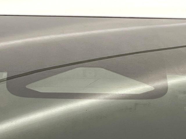 ヴェルファイアハイブリッド Ｚ　プレミア　ガラスルーフ　両側電動ドア　純正１４型ナビ　全周囲カメラ　１００Ｖ電源　デジタルインナーミラー　トヨタセーフティセンス　電動リアゲート　茶革シート　シートベンチレーション　リアシートエアコン（27枚目）