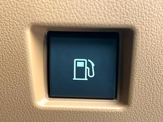 ヴェルファイアハイブリッド Ｚ　プレミア　ガラスルーフ　両側電動ドア　純正１４型ナビ　全周囲カメラ　１００Ｖ電源　デジタルインナーミラー　トヨタセーフティセンス　電動リアゲート　茶革シート　シートベンチレーション　リアシートエアコン（55枚目）