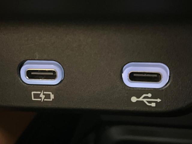 ヴェルファイアハイブリッド Ｚ　プレミア　ガラスルーフ　両側電動ドア　純正１４型ナビ　全周囲カメラ　１００Ｖ電源　デジタルインナーミラー　トヨタセーフティセンス　電動リアゲート　茶革シート　シートベンチレーション　リアシートエアコン（66枚目）