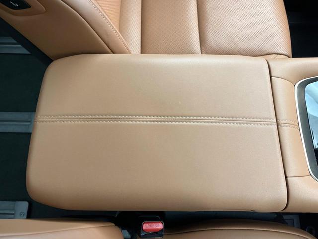 ヴェルファイアハイブリッド Ｚ　プレミア　ガラスルーフ　両側電動ドア　純正１４型ナビ　全周囲カメラ　１００Ｖ電源　デジタルインナーミラー　トヨタセーフティセンス　電動リアゲート　茶革シート　シートベンチレーション　リアシートエアコン（70枚目）