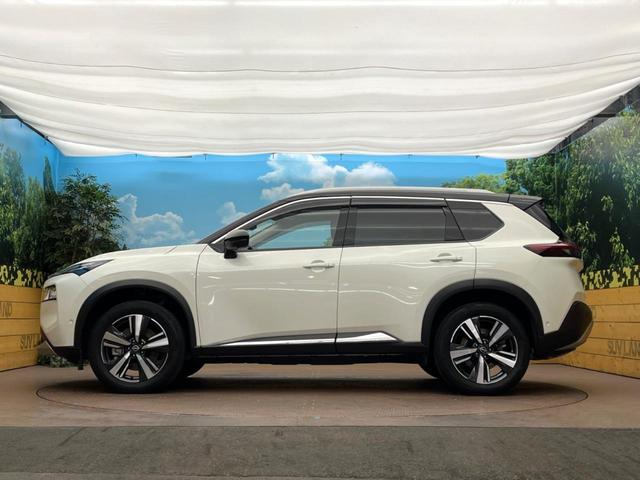 エクストレイル Ｇ　ｅ－４ＯＲＣＥ　ガラスルーフ　純正１２．３型ナビ　ツートーン　全周囲カメラ　ＢＯＳＥサウンド　電動リアゲート　シートヒーター　ブラインドスポットモニター　ドラレコ　コーナーセンサー　ＬＥＤヘッドライト　ルーフレール（30枚目）