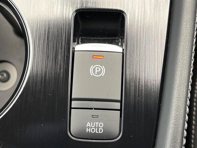 エクストレイル Ｇ　ｅ－４ＯＲＣＥ　ガラスルーフ　純正１２．３型ナビ　ツートーン　全周囲カメラ　ＢＯＳＥサウンド　電動リアゲート　シートヒーター　ブラインドスポットモニター　ドラレコ　コーナーセンサー　ＬＥＤヘッドライト　ルーフレール（63枚目）