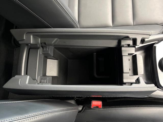 エクストレイル Ｇ　ｅ－４ＯＲＣＥ　ガラスルーフ　純正１２．３型ナビ　ツートーン　全周囲カメラ　ＢＯＳＥサウンド　電動リアゲート　シートヒーター　ブラインドスポットモニター　ドラレコ　コーナーセンサー　ＬＥＤヘッドライト　ルーフレール（67枚目）