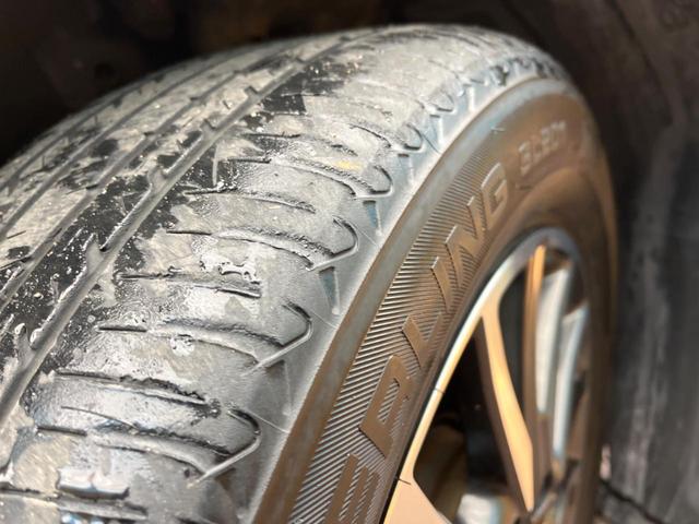 ヴォクシー ZS 煌II 12型フリップダウンモニター 10.5型純正ナビ デジタルインナーミラー 両側電動ドア トヨタセーフティセンス バックカメラ 車線逸脱警報 LEDヘッドライト ビルトインETC ドラレコ スマートキー(30枚目)