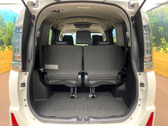 ヴォクシー ZS 煌II 12型フリップダウンモニター 10.5型純正ナビ デジタルインナーミラー 両側電動ドア トヨタセーフティセンス バックカメラ 車線逸脱警報 LEDヘッドライト ビルトインETC ドラレコ スマートキー(35枚目)