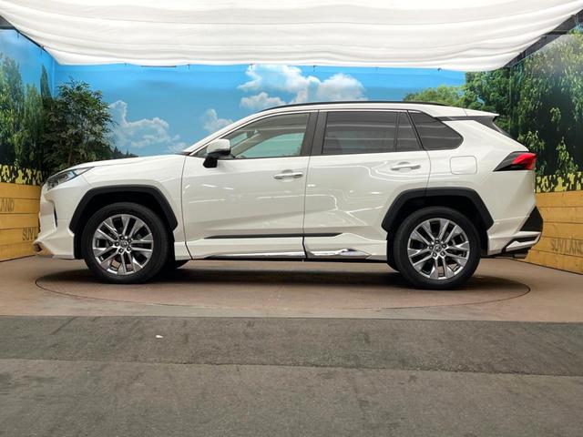 RAV4 G Zパッケージ パノラマルーフ モデリスタエアロ 純正9インチディスプレイオーディオ パノラミックビューモニター 禁煙車 デジタルインナーミラー ブラインドスポットモニター パワーバックドア シートヒーター(23枚目)