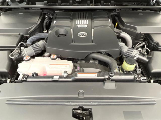 ランドクルーザー ＺＸ　モデリスタエアロ　サンルーフ　リアモニター　１２．３インチナビ　ＪＢＬサウンドシステム　パノラミックビューモニター　禁煙車　デジタルインナーミラー　ブラインドスポットモニター　パワーバックドア（20枚目）