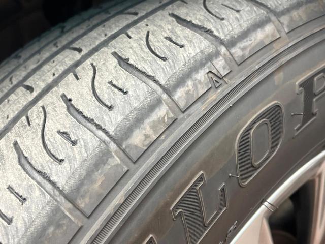 ランドクルーザー ＺＸ　モデリスタエアロ　サンルーフ　リアモニター　１２．３インチナビ　ＪＢＬサウンドシステム　パノラミックビューモニター　禁煙車　デジタルインナーミラー　ブラインドスポットモニター　パワーバックドア（29枚目）