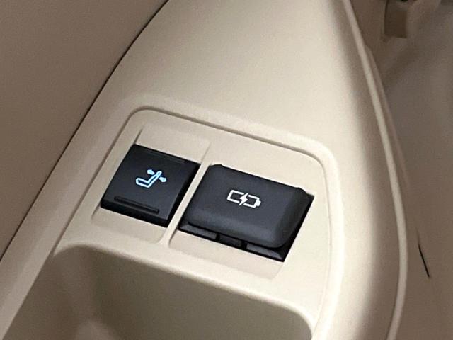 ランドクルーザー ＺＸ　モデリスタエアロ　サンルーフ　リアモニター　１２．３インチナビ　ＪＢＬサウンドシステム　パノラミックビューモニター　禁煙車　デジタルインナーミラー　ブラインドスポットモニター　パワーバックドア（44枚目）