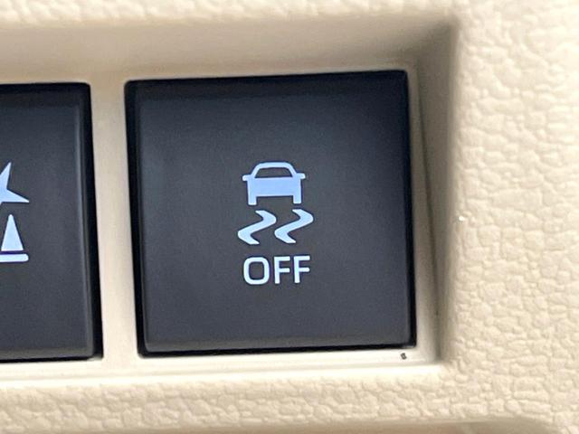 ランドクルーザー ＺＸ　モデリスタエアロ　サンルーフ　リアモニター　１２．３インチナビ　ＪＢＬサウンドシステム　パノラミックビューモニター　禁煙車　デジタルインナーミラー　ブラインドスポットモニター　パワーバックドア（61枚目）