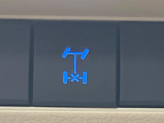 ランドクルーザー ＺＸ　モデリスタエアロ　サンルーフ　リアモニター　１２．３インチナビ　ＪＢＬサウンドシステム　パノラミックビューモニター　禁煙車　デジタルインナーミラー　ブラインドスポットモニター　パワーバックドア（66枚目）