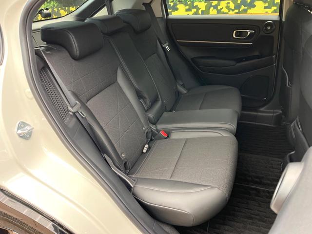 ヴェゼル ｅ：ＨＥＶ　Ｚ　９インチホンダコネクトナビ　全周囲カメラ　ホンダセンシング　禁煙車　アダプティブクルーズコントロール　デジタルインナーミラー　ブラインドスポットモニター　ＬＥＤヘッドライト　パワーバックドア（10枚目）