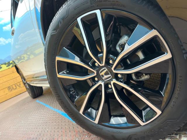 ヴェゼル ｅ：ＨＥＶ　Ｚ　９インチホンダコネクトナビ　全周囲カメラ　ホンダセンシング　禁煙車　アダプティブクルーズコントロール　デジタルインナーミラー　ブラインドスポットモニター　ＬＥＤヘッドライト　パワーバックドア（14枚目）