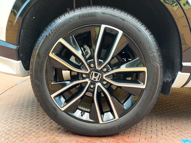 ヴェゼル ｅ：ＨＥＶ　Ｚ　９インチホンダコネクトナビ　全周囲カメラ　ホンダセンシング　禁煙車　アダプティブクルーズコントロール　デジタルインナーミラー　ブラインドスポットモニター　ＬＥＤヘッドライト　パワーバックドア（29枚目）