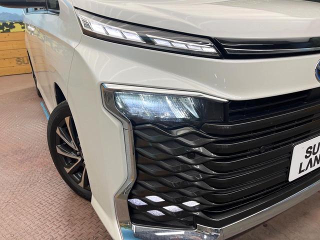 ヴォクシー ハイブリッドＳ－Ｚ　純正１０．５インチディスプレイオーディオ　トヨタセーフティセンス　禁煙車　ＣＤ／ＤＶＤ　ＥＴＣ２．０　ブラインドスポットモニター　レーダークルーズ　両側電動ドア　ＬＥＤヘッドライト（13枚目）
