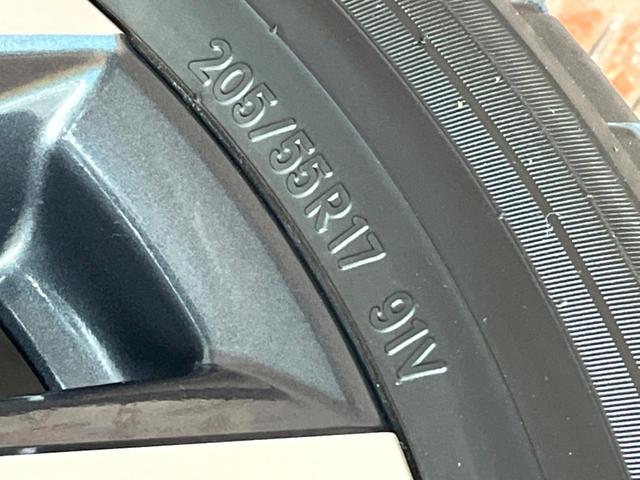 ヴォクシー ハイブリッドＳ－Ｚ　純正１０．５インチディスプレイオーディオ　トヨタセーフティセンス　禁煙車　ＣＤ／ＤＶＤ　ＥＴＣ２．０　ブラインドスポットモニター　レーダークルーズ　両側電動ドア　ＬＥＤヘッドライト（29枚目）