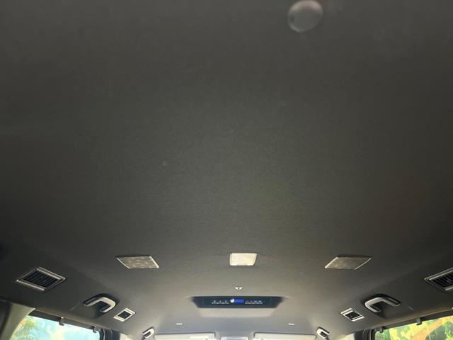 ヴォクシー ハイブリッドＳ－Ｚ　純正１０．５インチディスプレイオーディオ　トヨタセーフティセンス　禁煙車　ＣＤ／ＤＶＤ　ＥＴＣ２．０　ブラインドスポットモニター　レーダークルーズ　両側電動ドア　ＬＥＤヘッドライト（39枚目）