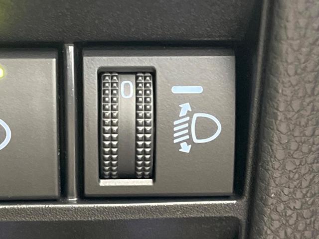 ヴォクシー ハイブリッドＳ－Ｚ　純正１０．５インチディスプレイオーディオ　トヨタセーフティセンス　禁煙車　ＣＤ／ＤＶＤ　ＥＴＣ２．０　ブラインドスポットモニター　レーダークルーズ　両側電動ドア　ＬＥＤヘッドライト（53枚目）